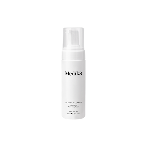 Зволожувальна пінка для вмивання з розмарином Medik8 Gentle Cleanse 150 ml 000029 фото