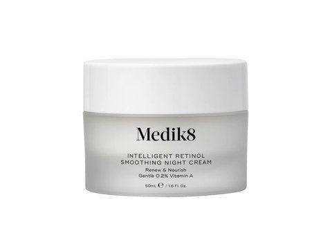 Відновлюючий та живильний нічний крем з 0,2% вітаміну А Medik8 Intelligent Retinol Smoothing Night Cream 50 ml 000047 фото